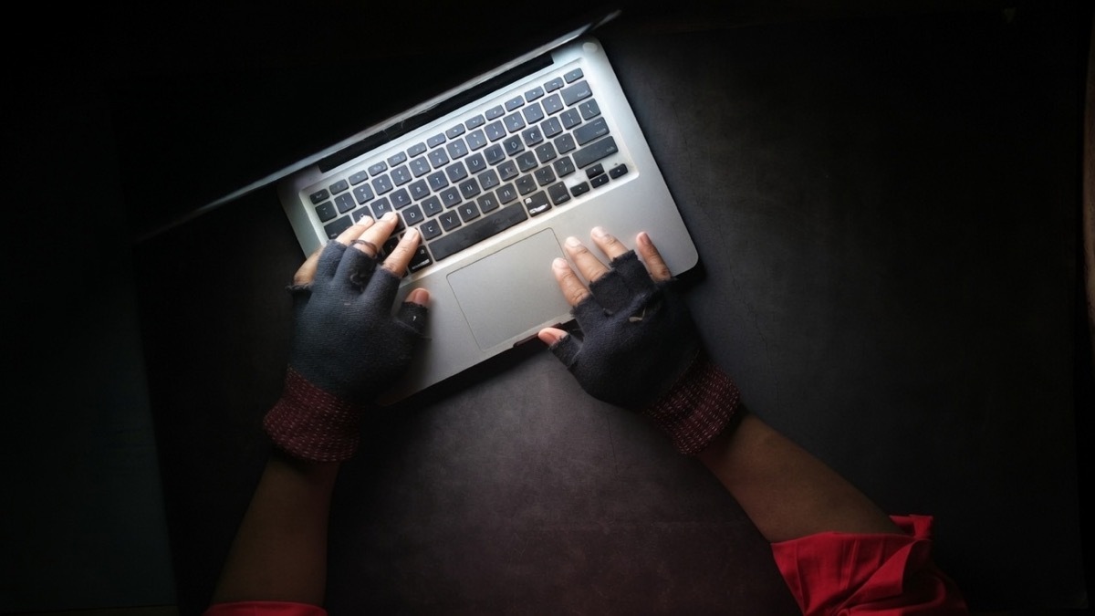 Brute Force Attacks vs Credential Stuffing: What's the Difference?